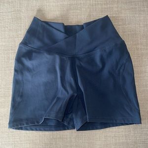 Alphalete Surface Shorts